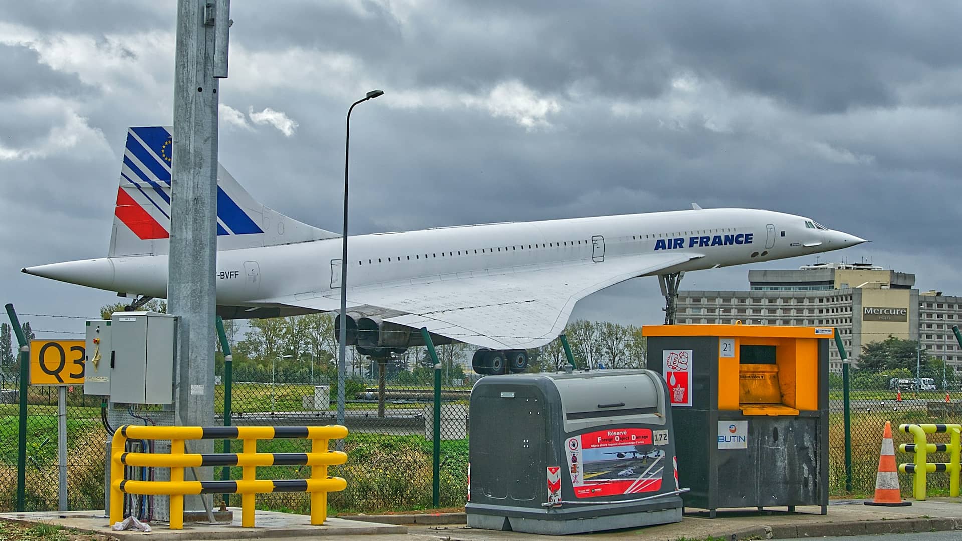 Avion sur la plateforme Roissy-Charles-de-Gaulle à Tremblay-en-France