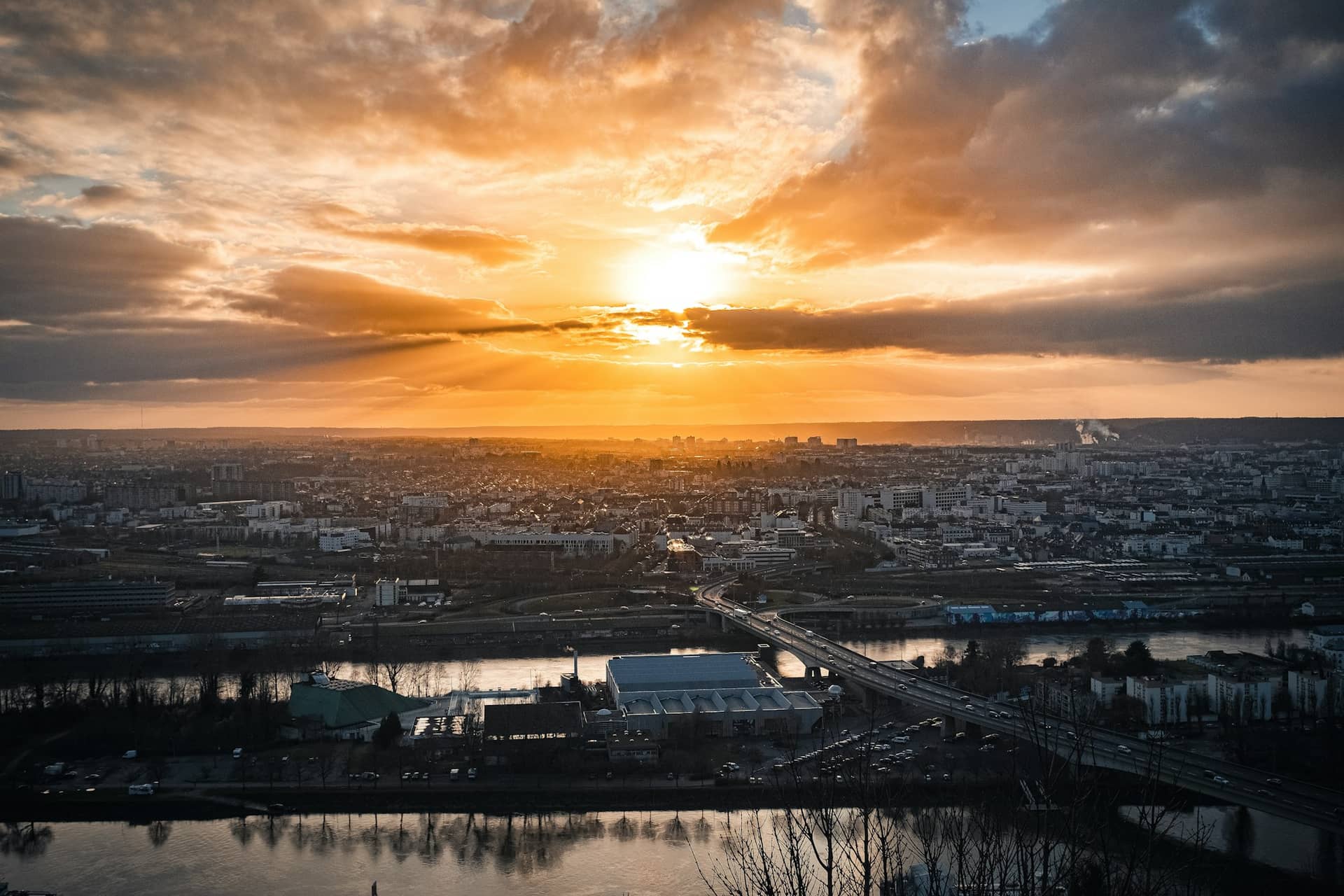 Vue de Rouen au coucher du soleil