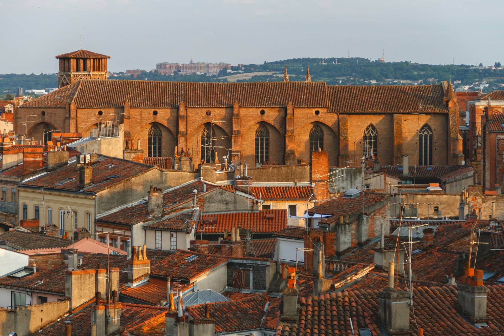 Toits et centre historique de Toulouse vus en hauteur