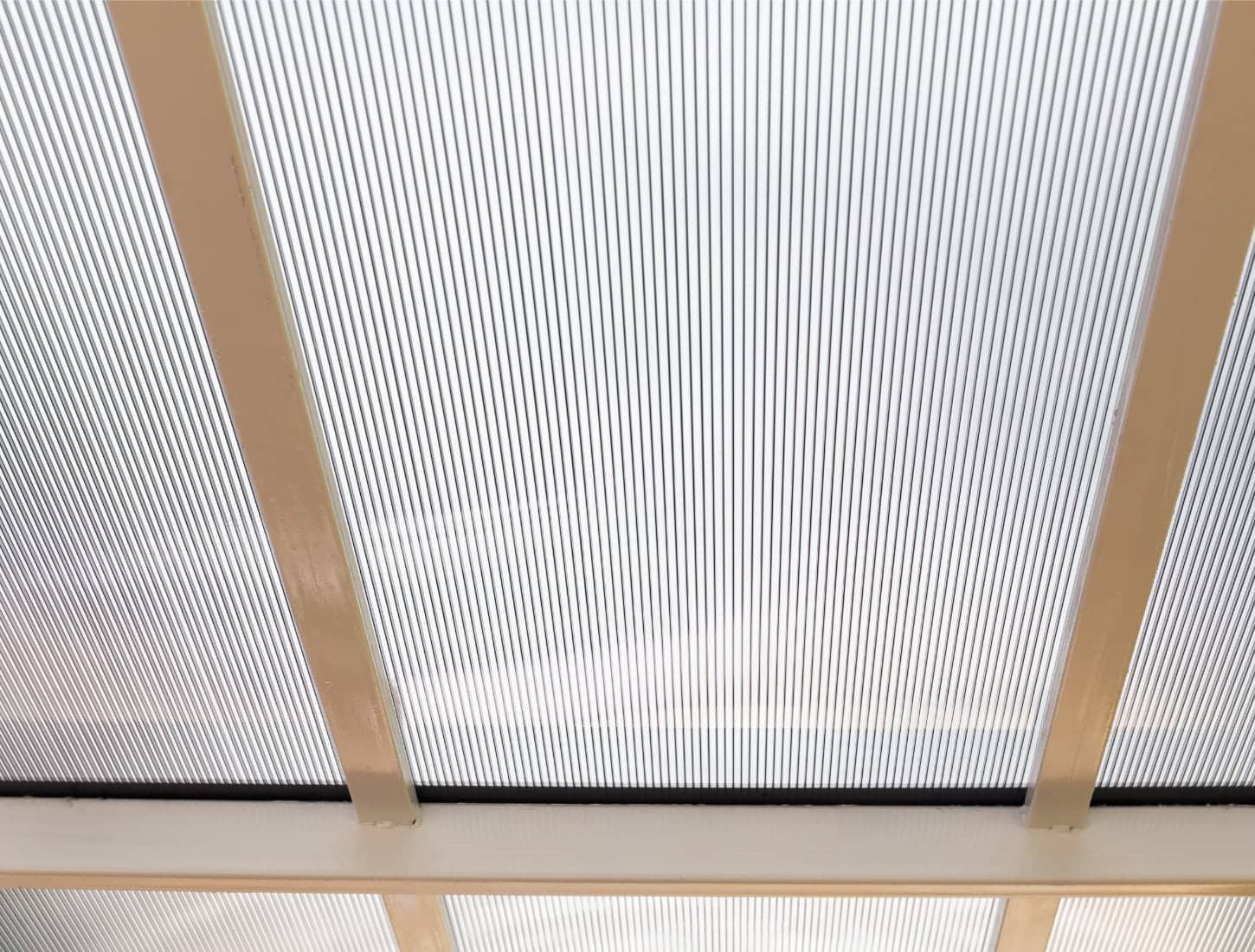 Qu'est-ce qu'un film anti-chaleur pour polycarbonate ?