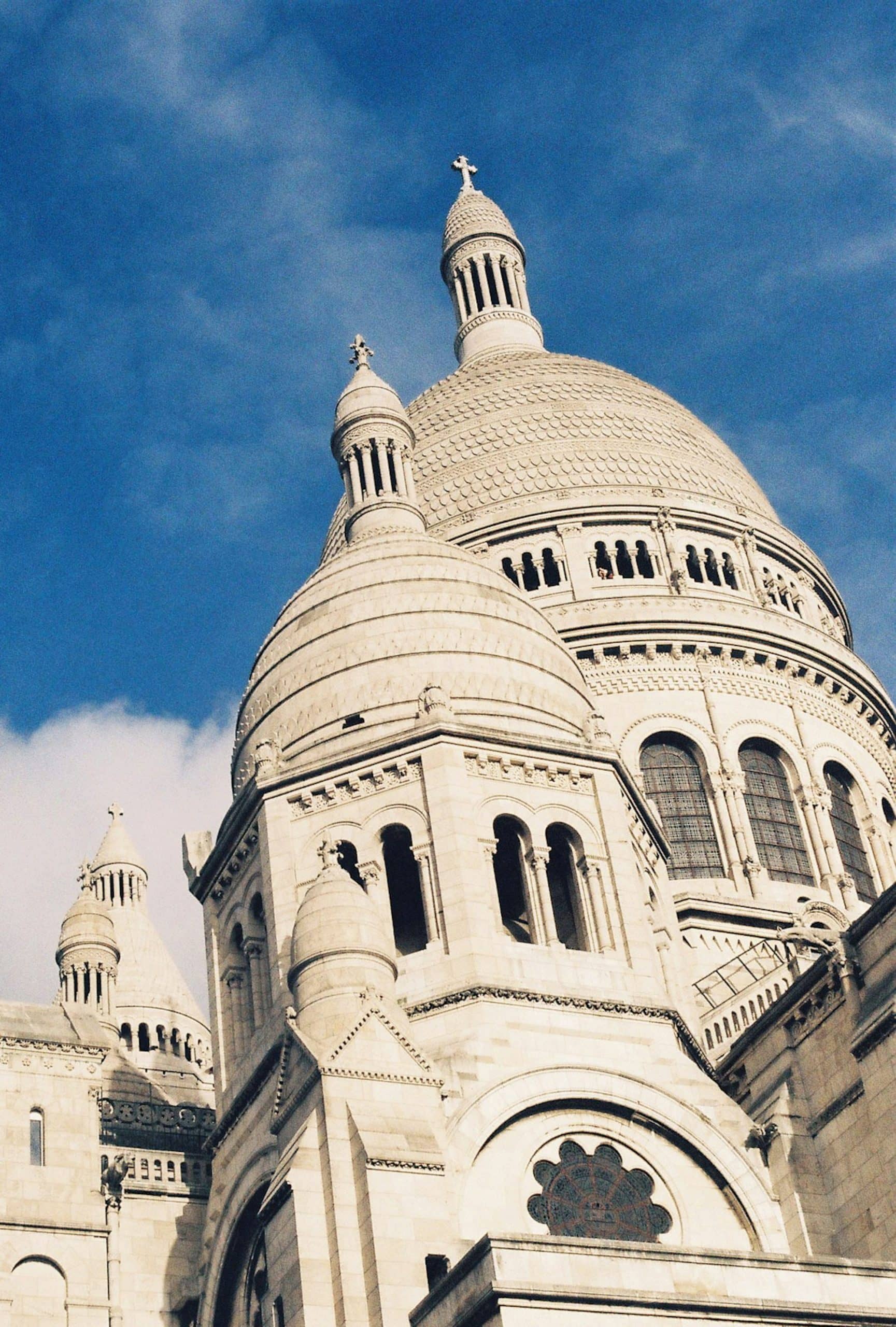 Vue urbaine de Paris depuis Montmartre
