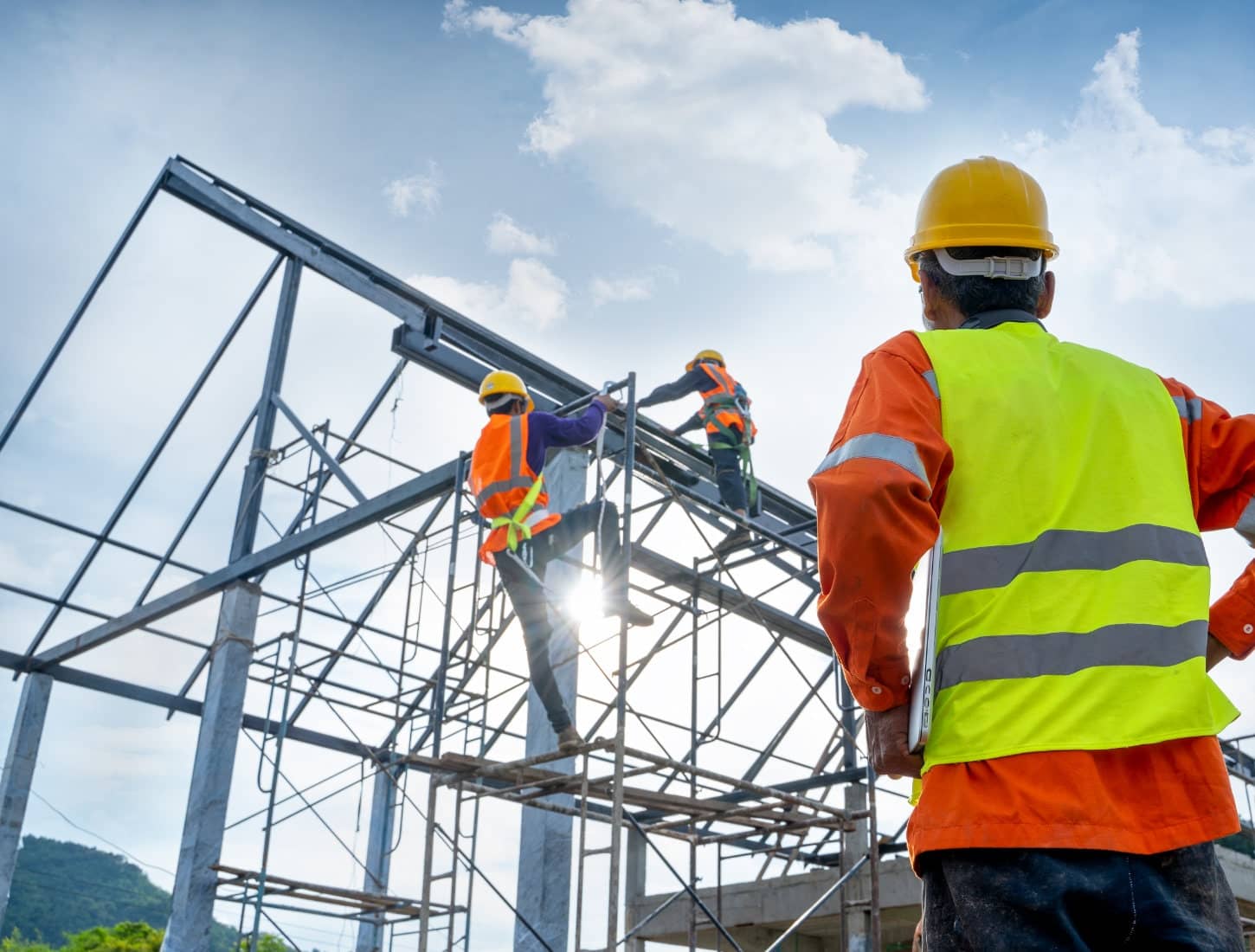 Apporteur d'affaires dans le BTP : comment remplir durablement son carnet de chantiers